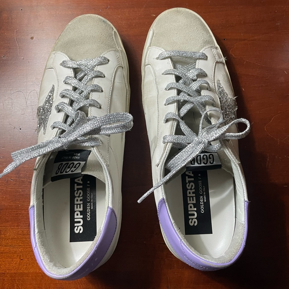 Golden Goose Superstar size 40